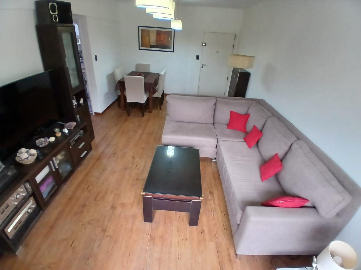 Departamento 4 ambientes en VENTA -Zona San Cristóbal-